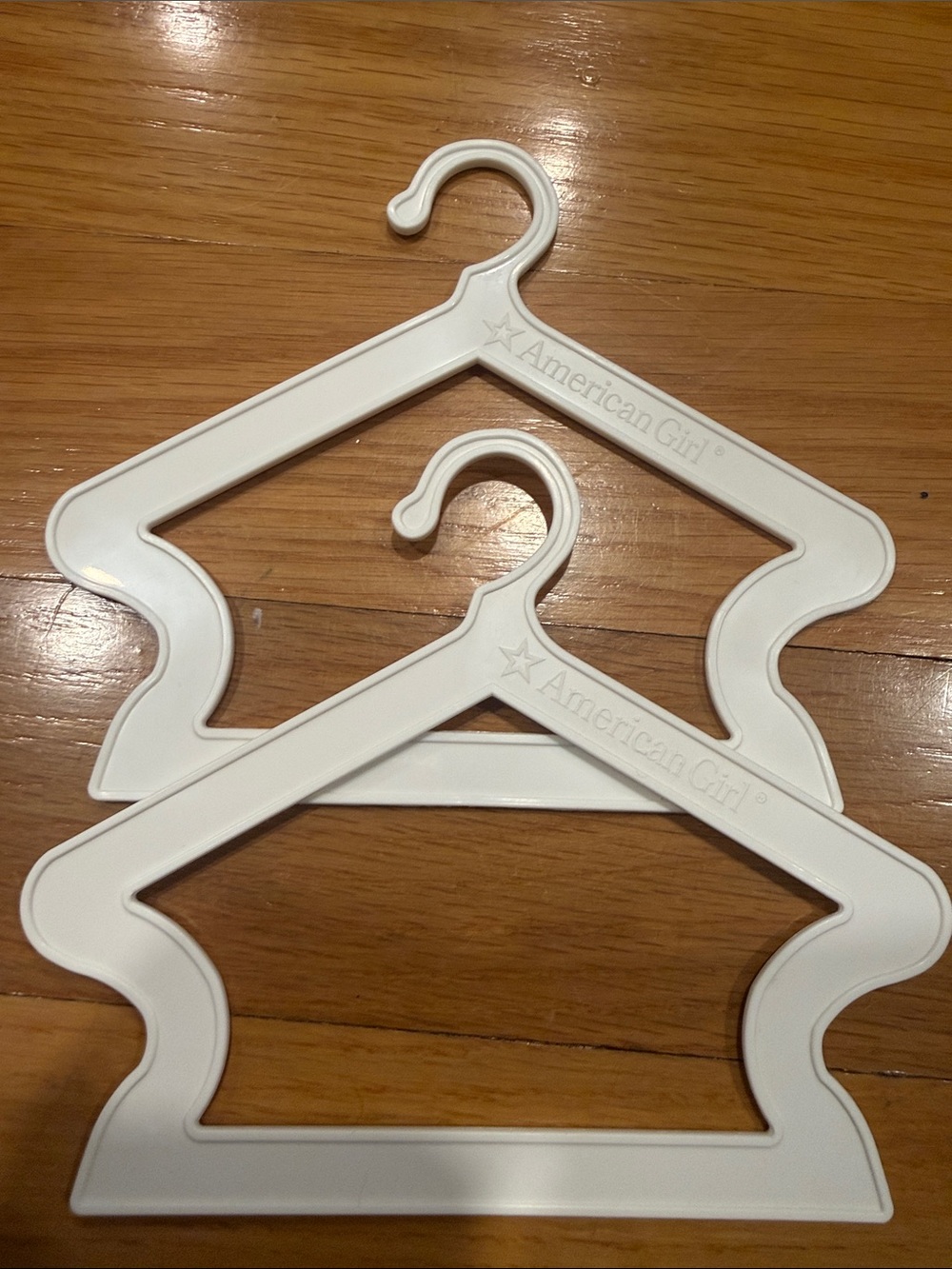 American girl 2 hangers .